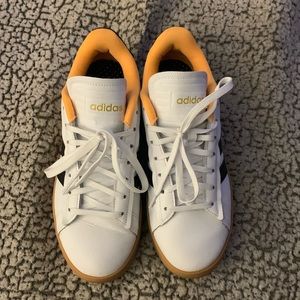Adidas Court Sneakers